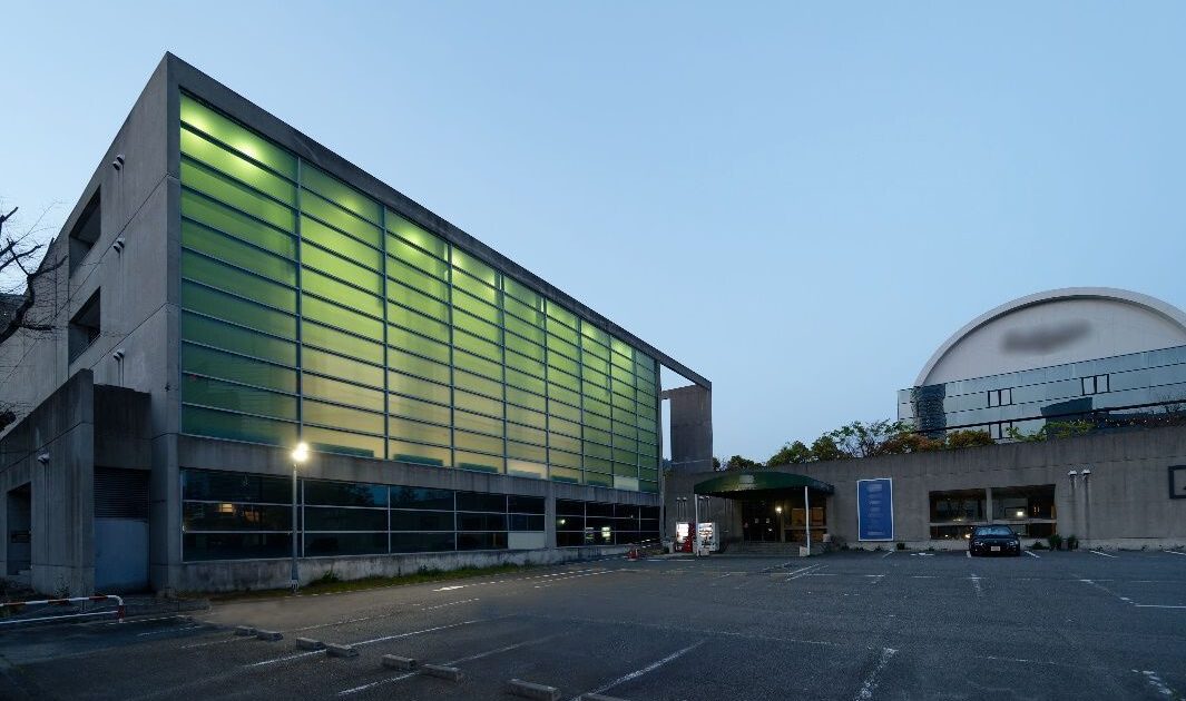 神戸市中央区港島中町七丁目の空き倉庫